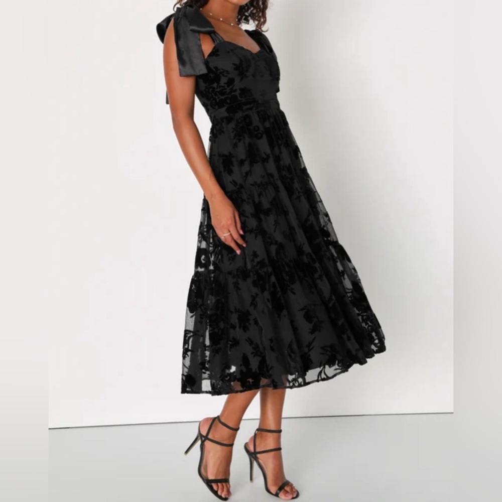 Lulus Sweet Essence Black Floral Burnout Velvet Tie-Strap Midi Dress